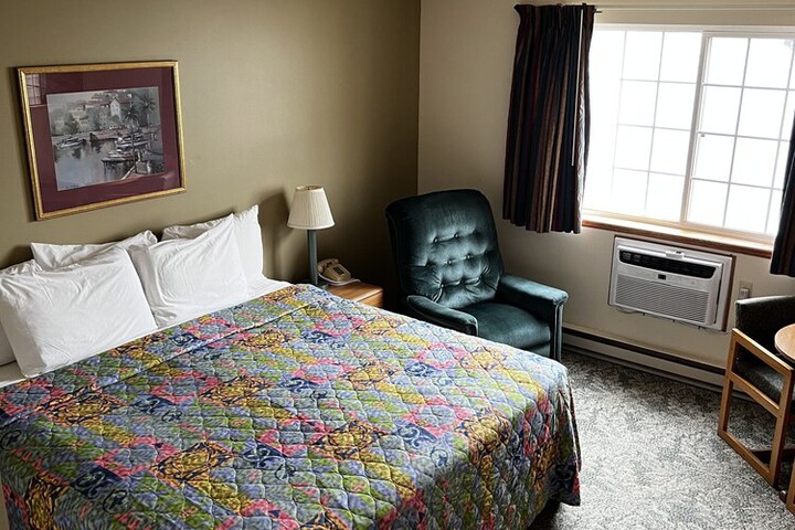 Room 6 of 29