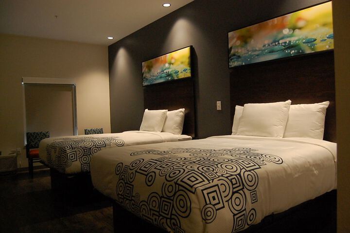 Room 54 of 150
