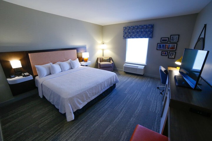 Room 18 of 35