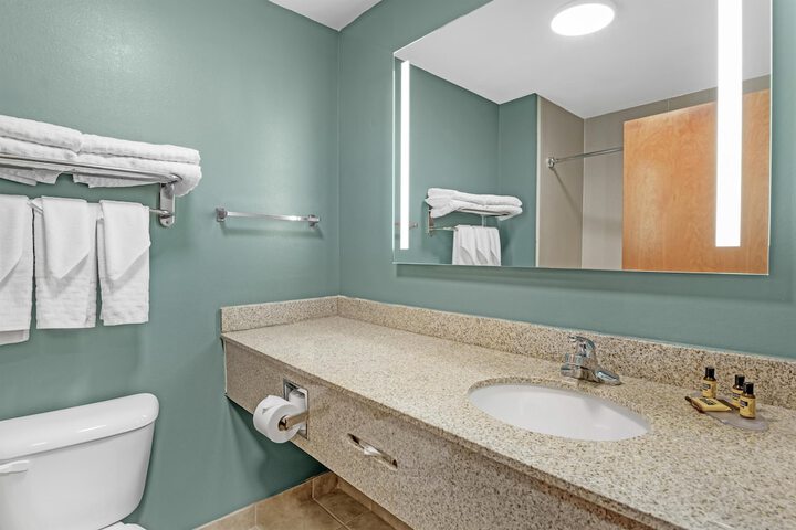 Best Western Plus Glen Allen Inn