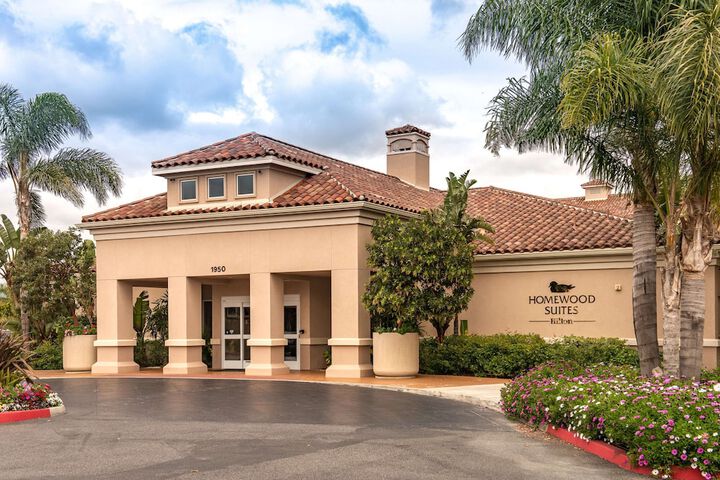 Homewood Suites by Hilton Oxnard / Camarillo