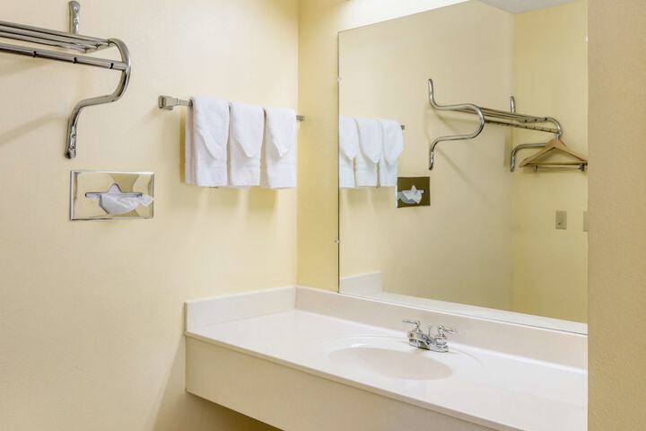 Americas Best Value Inn Clayton