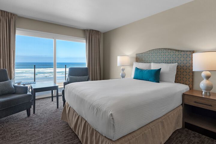 Pelican Shores Inn