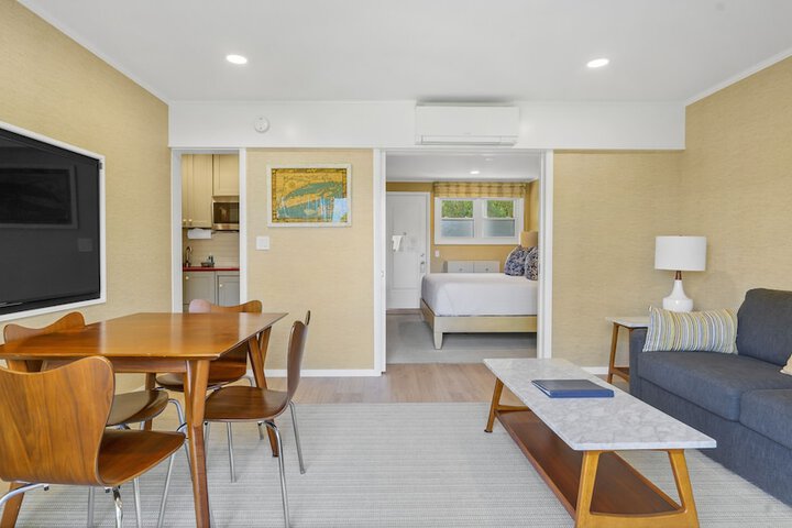 Room 78 of 184