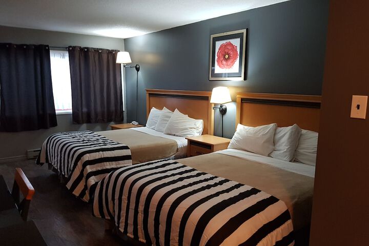 Room 12 of 32