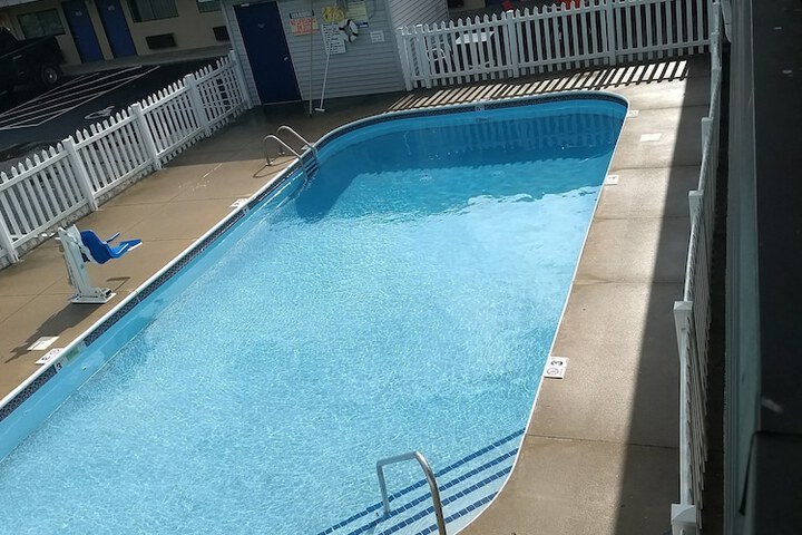 Motel 6 Ashland OH