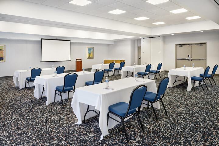 Hampton Inn Kansas City / Shawnee Mission