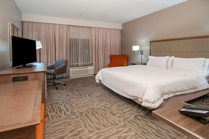 Room 22 of 46
