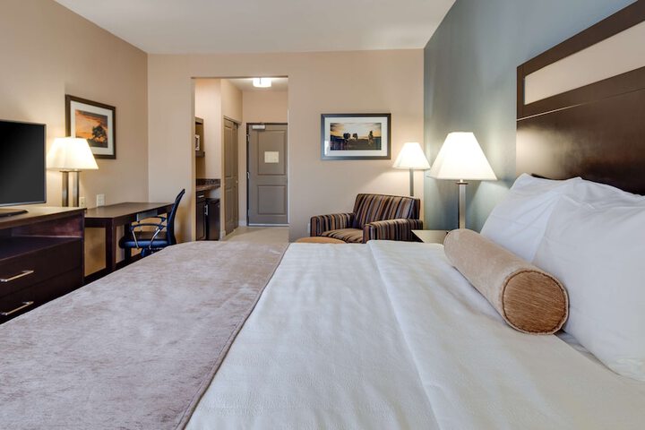 Room 16 of 35