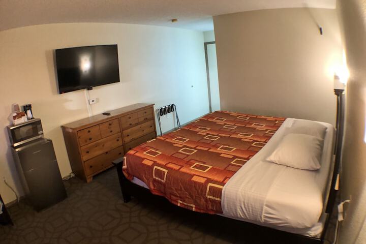 Room 99 of 154