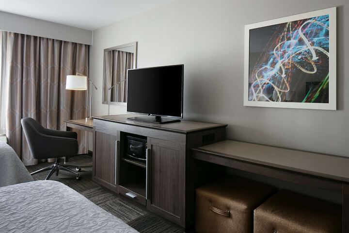 Room 9 of 43
