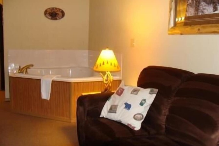 Hot Tub 45 of 68