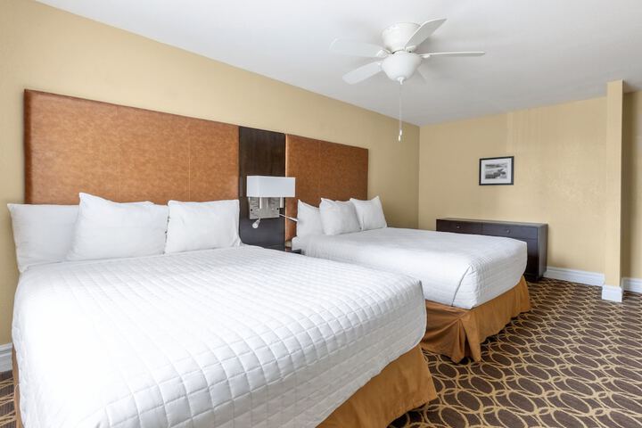 Room 118 of 161