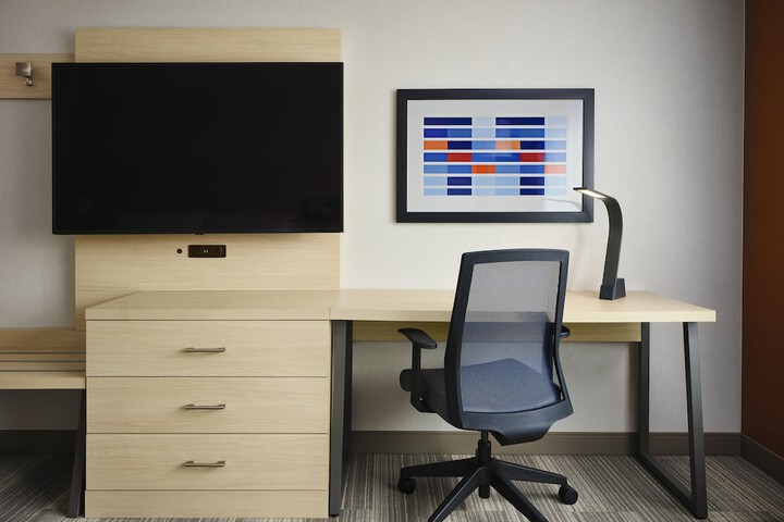 Room 12 of 39