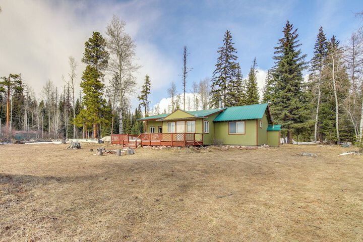 Hike Bike & Boat: Cabin w / Dock on Seeley Lake!