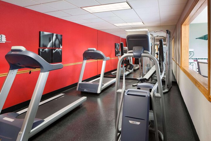 Country Inn & Suites by Radisson Columbus West, OH