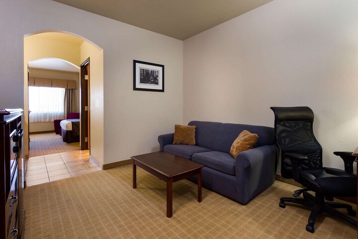 Room 19 of 61