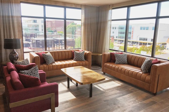 Courtyard by Marriott Winston - Salem Downtown
