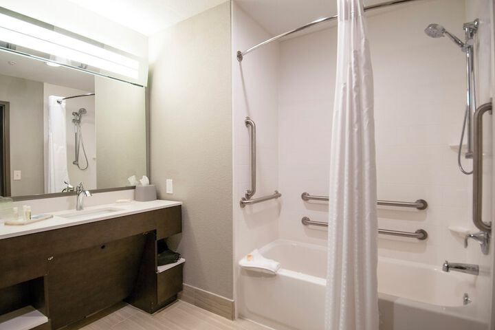 Holiday Inn New Orleans Airport North by IHG