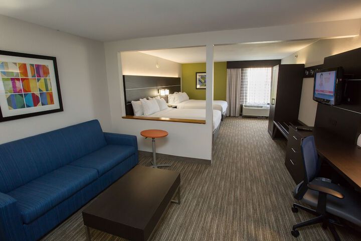 Room 38 of 75