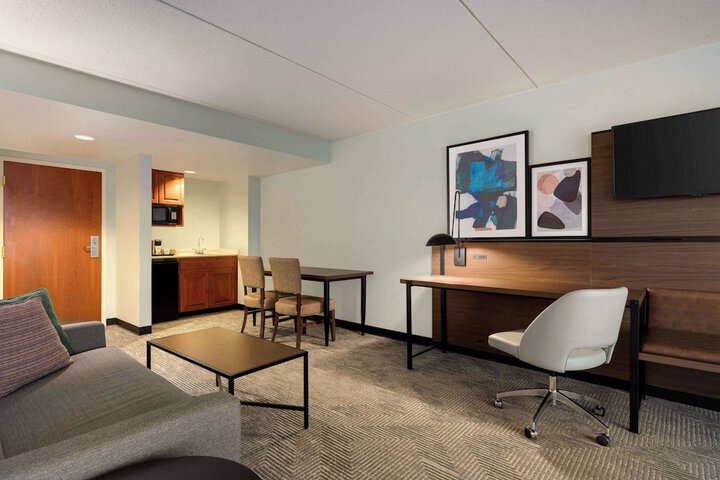 Wingate by Wyndham Green Bay / Airport