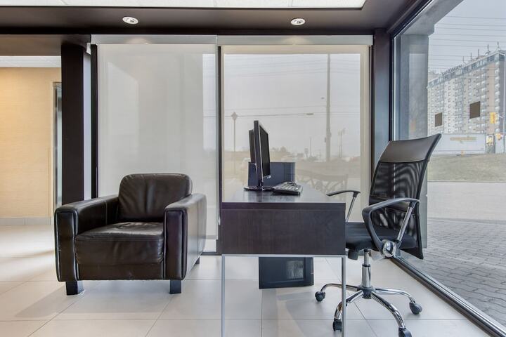Business Center 24 of 24