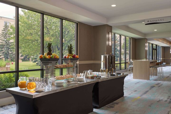 DoubleTree by Hilton Minneapolis Airport MN