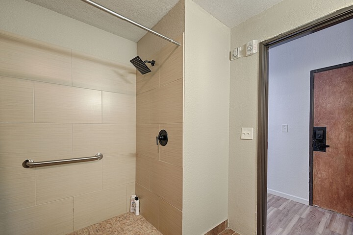 Hotel Dilley Grand
