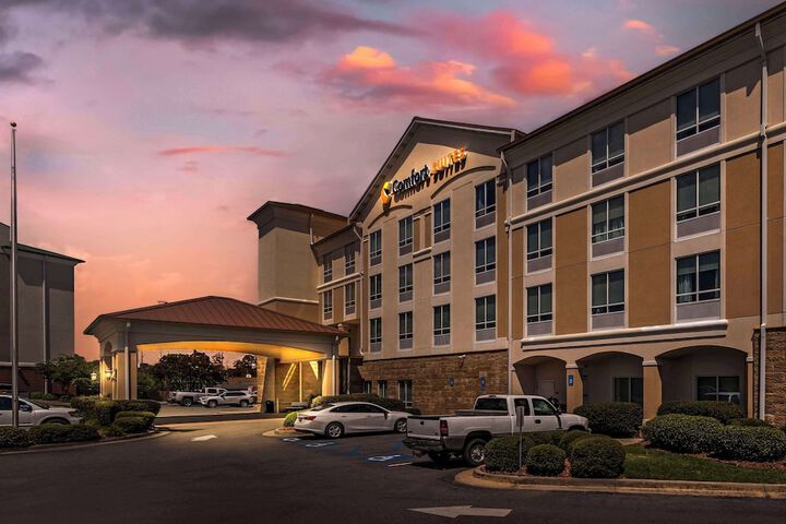 Comfort Suites Valdosta Mall Area
