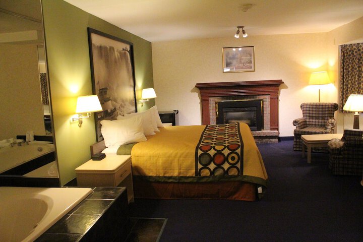 Room 9 of 31