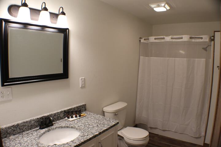Room 30 of 48