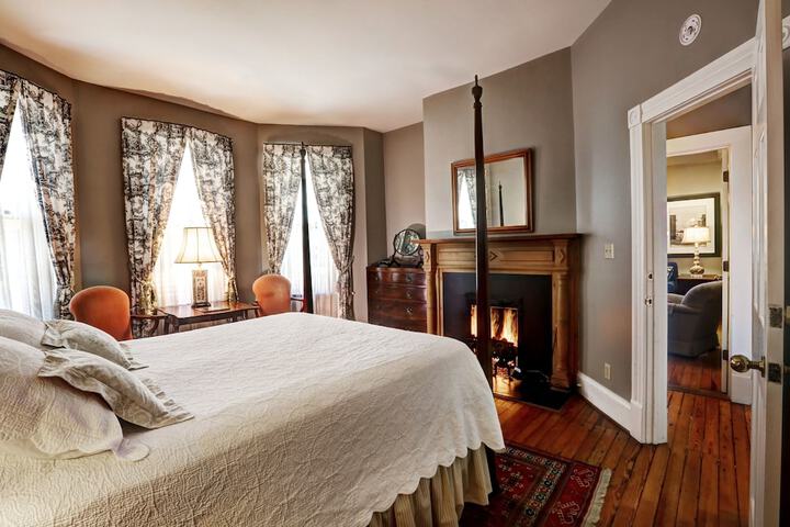 Room 45 of 57
