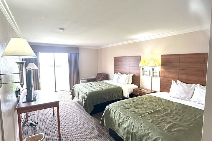 Room 71 of 163