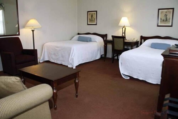 Room 42 of 61