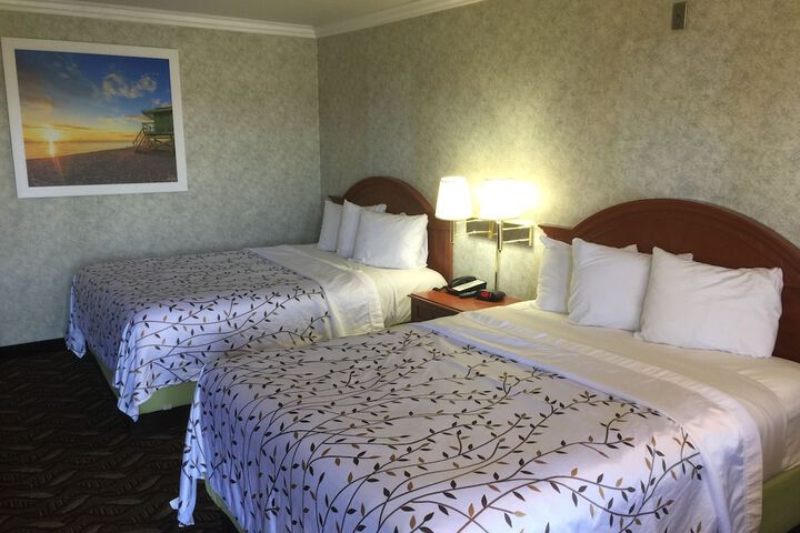 Room 22 of 28
