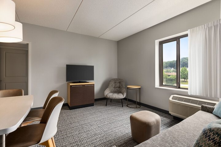 Towneplace Suites by Marriott Harrisburg West / Mechanicsburg