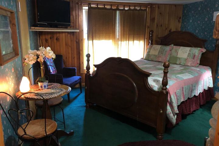 Room 26 of 40