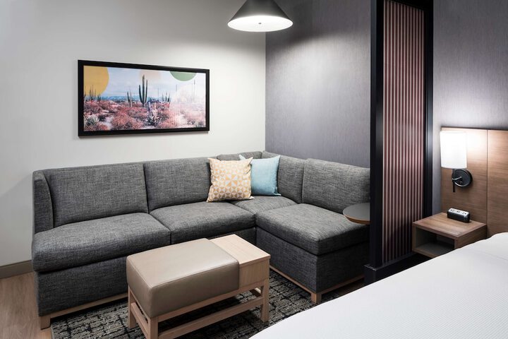 Hyatt Place Tempe / Phoenix / University