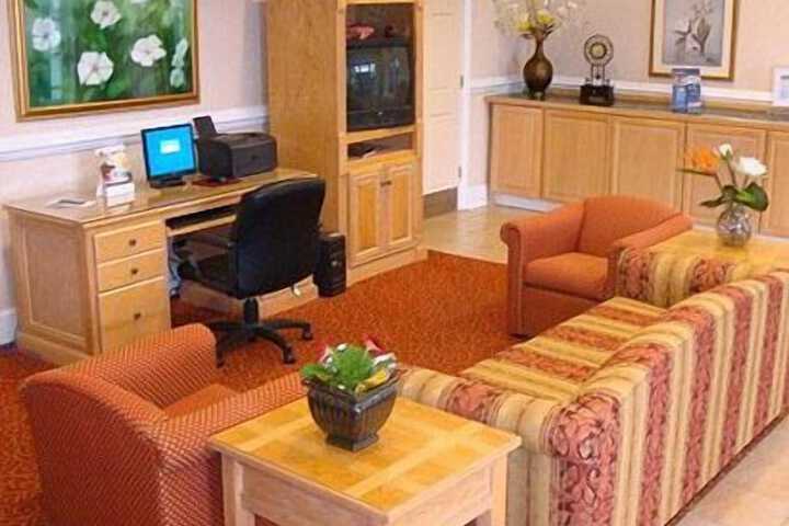 Rodeway Inn Forsyth near GA Public Safety Training Center