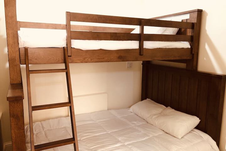 Room 61 of 85