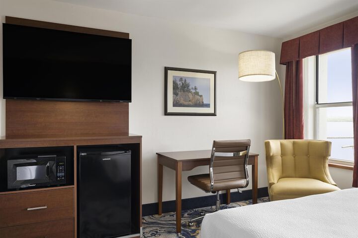 Hotel Chequamegon BW Signature Collection