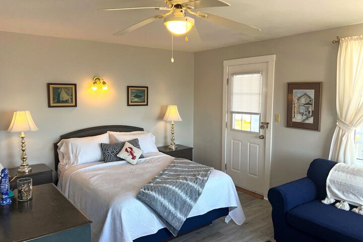 Come From Away B & B Inn