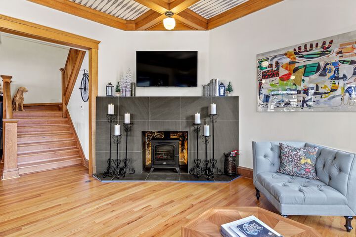 Bespoke Inn Flagstaff