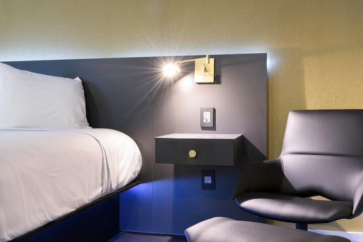 Room 20 of 31