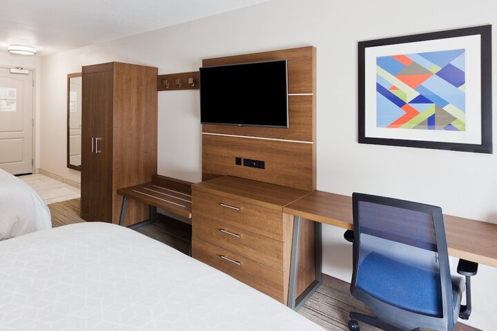 Holiday Inn Express & Suites Rome-East by IHG