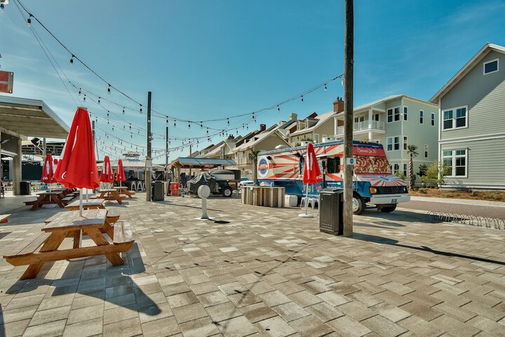 Prominence on 30A by Panhandle Getaways