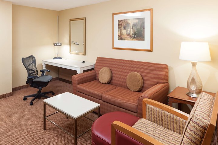 Room 22 of 49