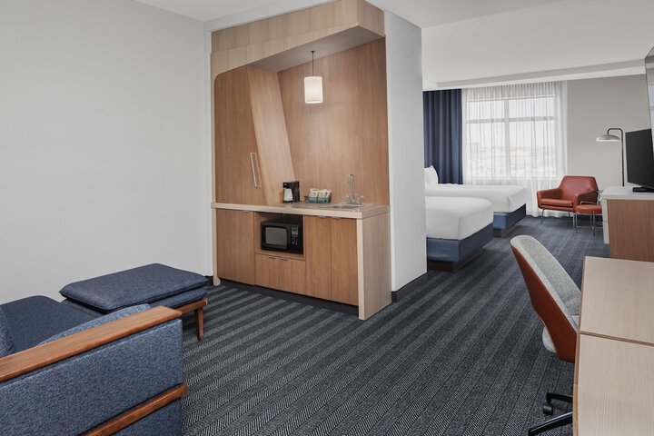 Room 34 of 53