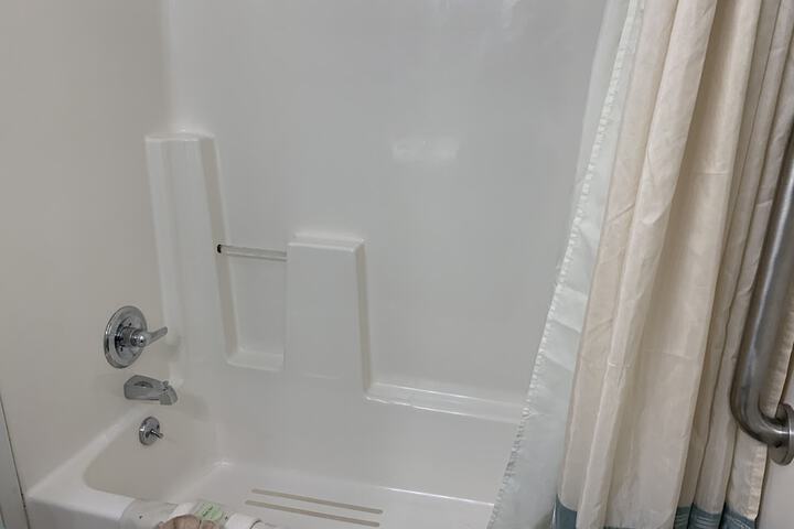 Room 132 of 188