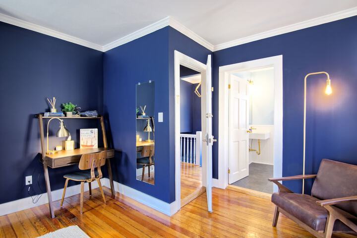 Room 14 of 22